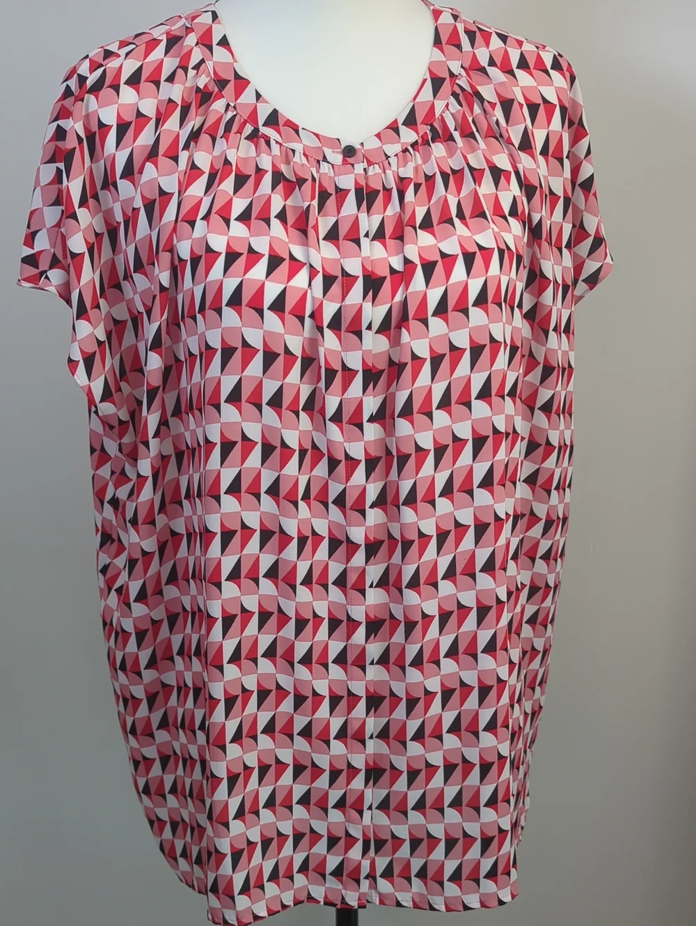 Halogen Geometric Triange Print Full Button Down Sleeveless Tunic Top XL
